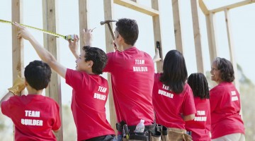 广告衫定做的印花图案应该如何设计？