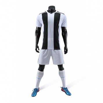 HSWK1720#尤文主场足球服运动套装