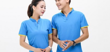 夏季个性印花定制t恤搭配技巧