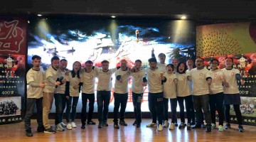 团队活动定制定制集体服装有什么好处？