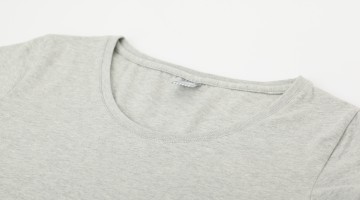 如何防止T恤领口变形