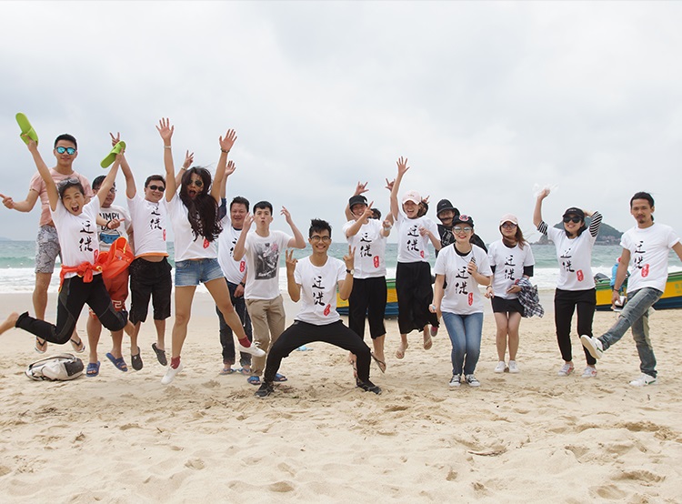 å¬å¸éä½å»ææ¸¸è¦ä¸è¦ç©¿ç»ä¸æè£ï¼å¢ä½ææ¸¸ç»ä¸æè£çæä¹